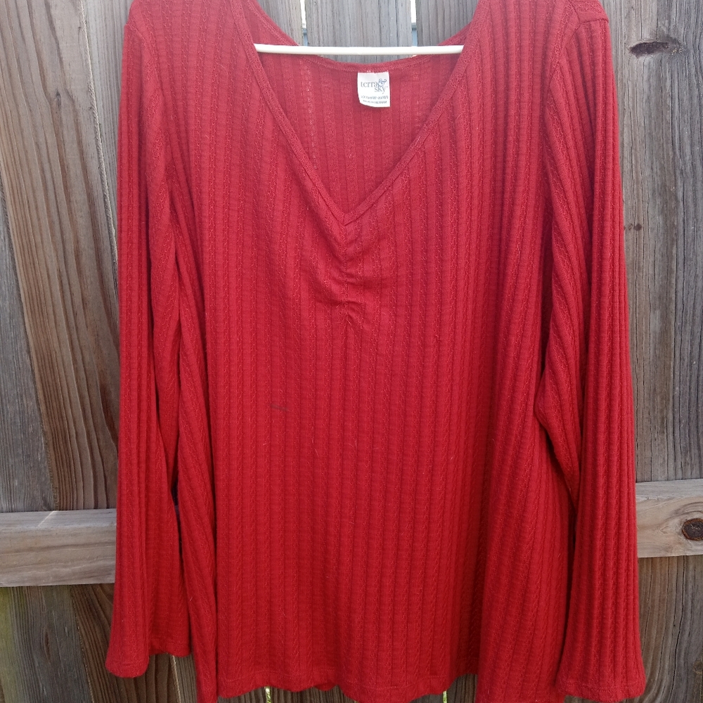 Knitworks Terre & Sky Women's Plus Size Vibrant Red Ribbed V-Neck Top
